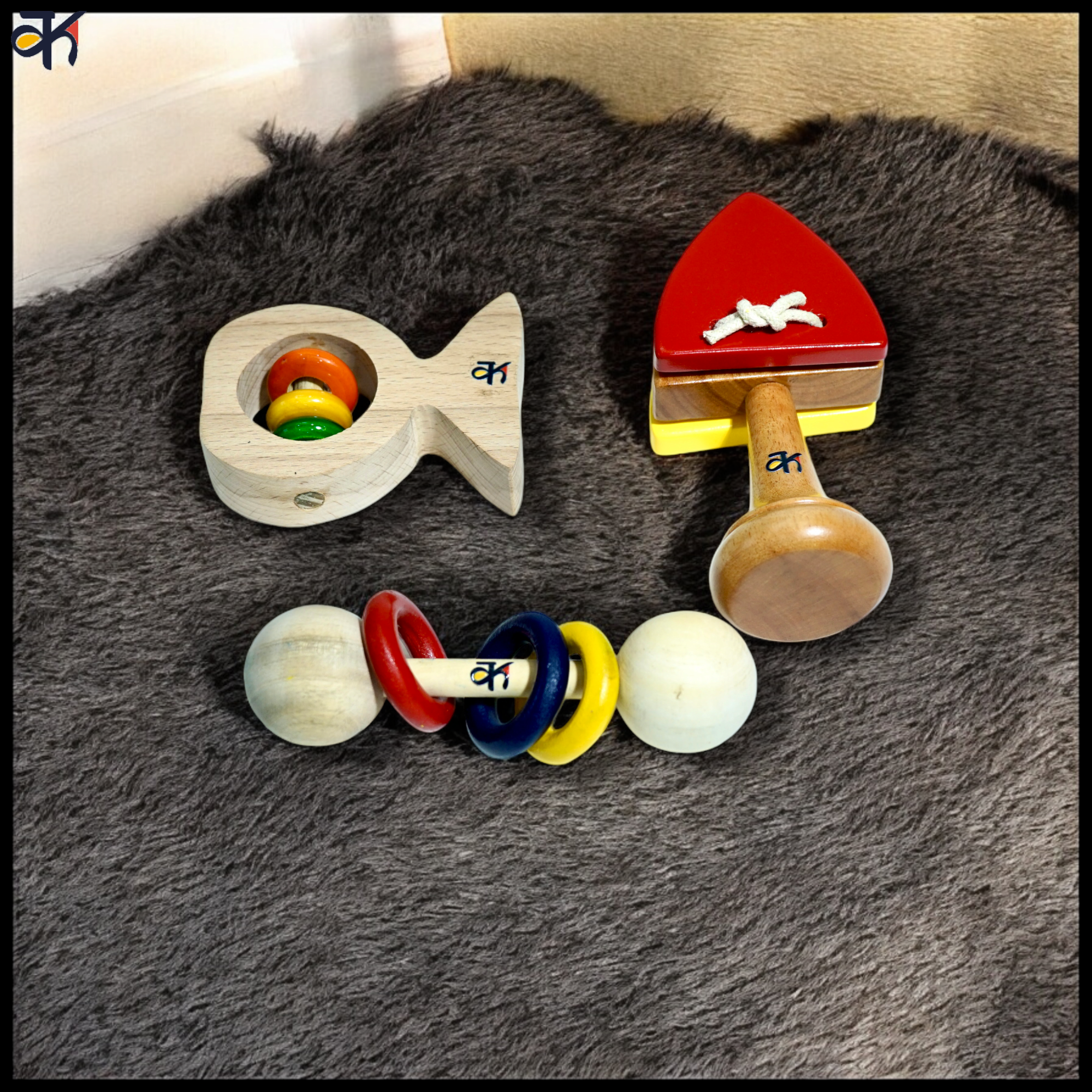 TRIANGLE CASTENET , fish rattle & dumbell rattle – Klappy Toys